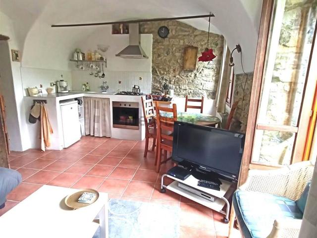 Appartamento in vendita a Apricale, Liguria