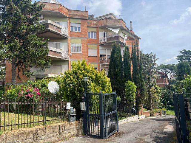 Attico in vendita a Tor di Quinto, Roma