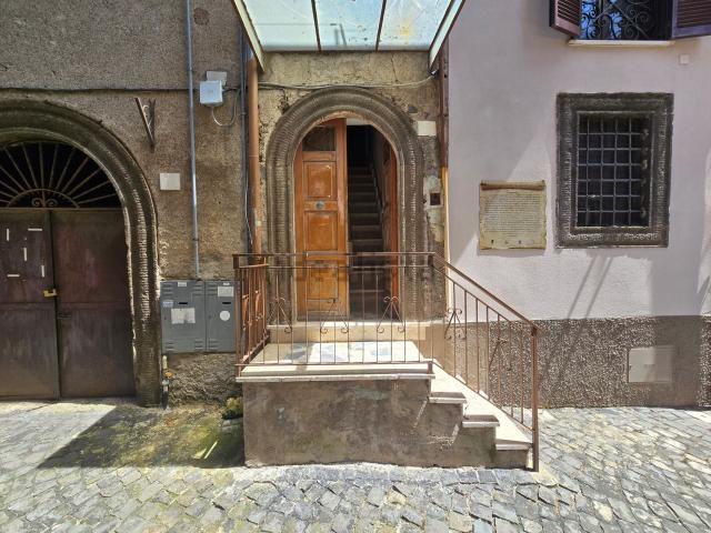 Appartamento in vendita a Monte Compatri, Roma Capitale