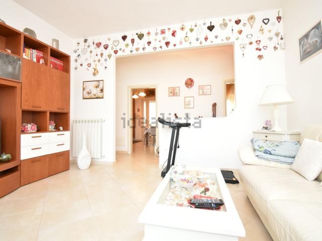 Appartamento in vendita a Camaiore, Toscana