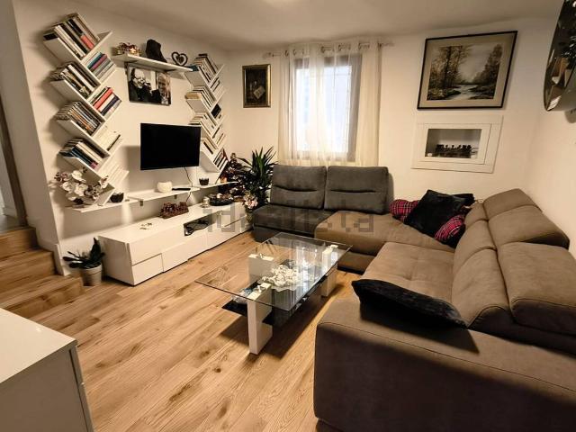 Appartamento in vendita a Gemonio, Varese
