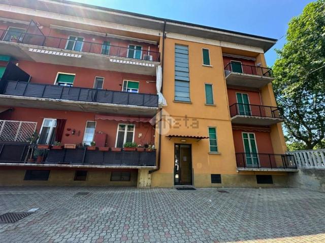 Appartamento in vendita a Santhià, Vercelli