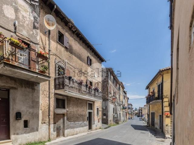 Appartamento in vendita a Nepi, Lazio