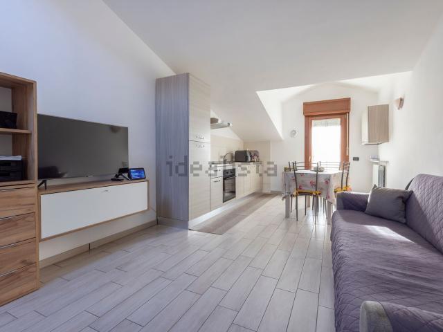 Appartamento in vendita a Cislago, Lombardia