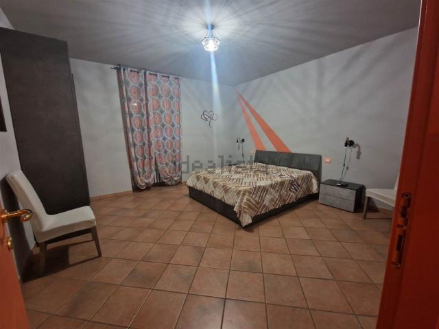 Appartamento in vendita a Desenzano Del Garda, Lombardia