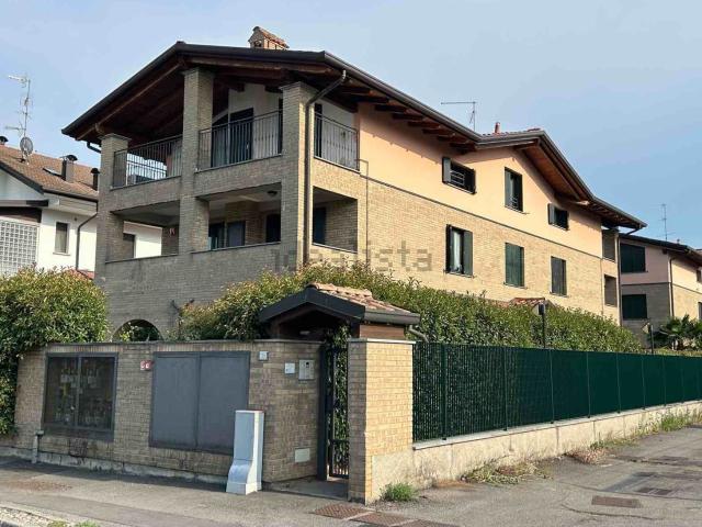 Appartamento in vendita a Pagliera, Lainate