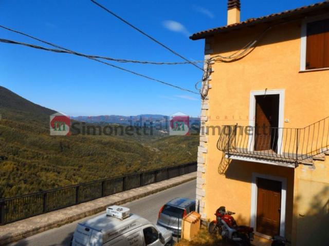 Appartamento in vendita a Colli di Monte Bove, Carsoli