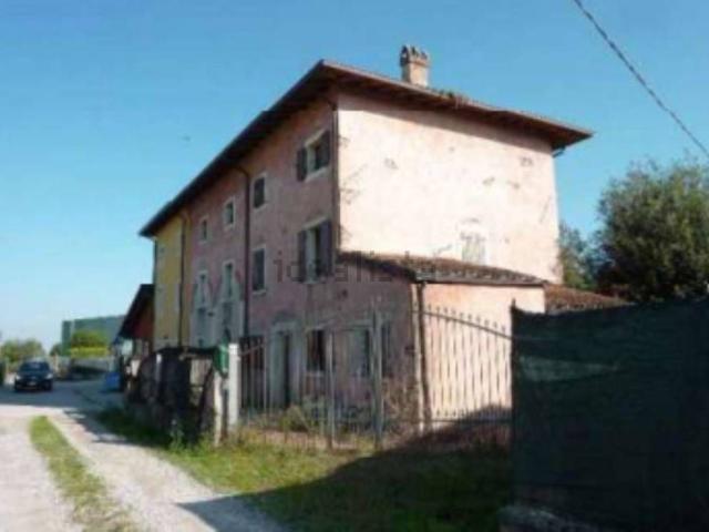 Appartamento in vendita a Nogarole Rocca, Veneto