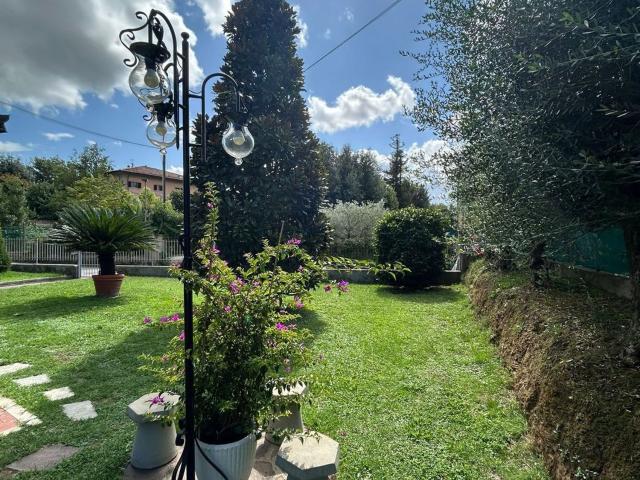 Appartamento in vendita a Uzzano E Castello, Pistoia