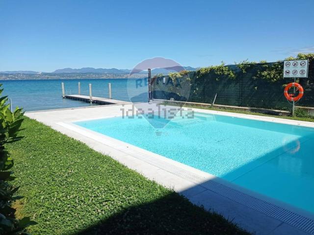 Appartamento in vendita a Sirmione, Lombardia