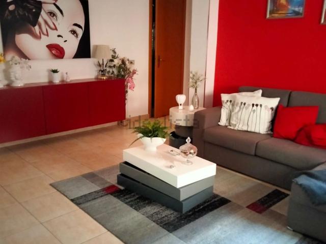 Attico in vendita a Caltagirone, Sicilia