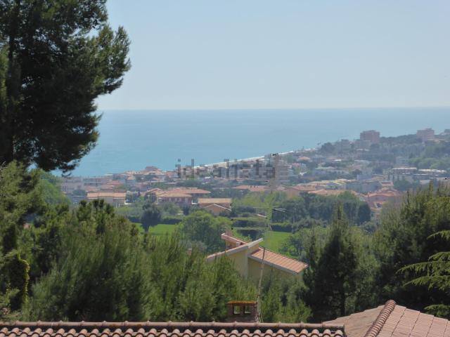 Appartamento in vendita a Marche, Ancona