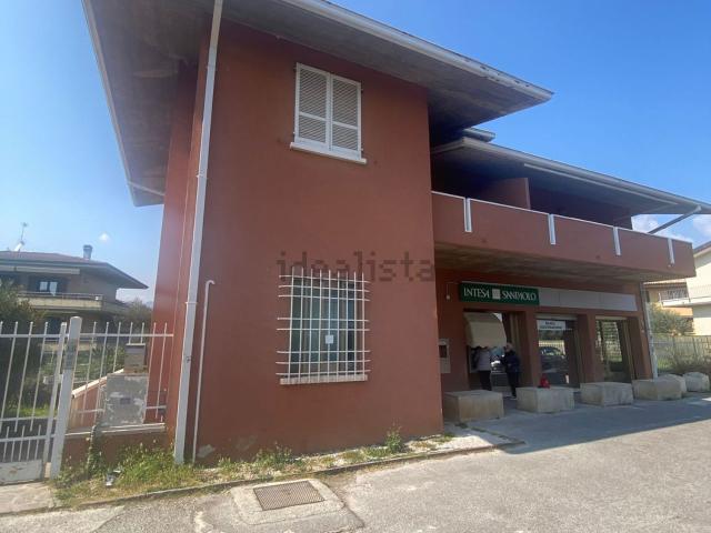 Appartamento in vendita a San Felice Del Benaco, Lombardia