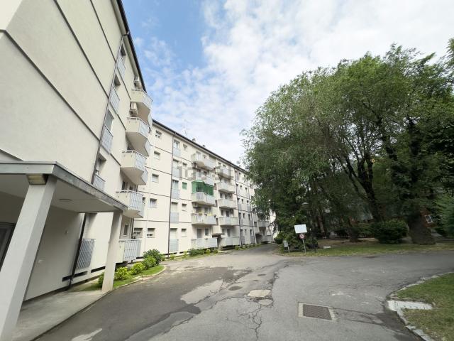 Appartamento in vendita a Municipio 4, Milano