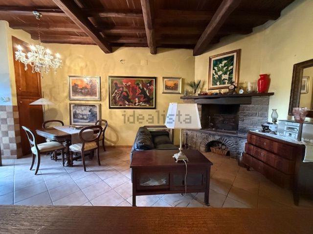 Appartamento in vendita a Capranica, Lazio