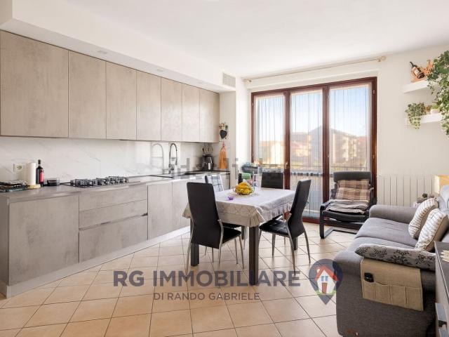 Appartamento in vendita a Mulazzano, Lombardia