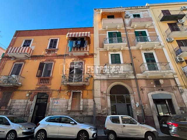 Appartamento in vendita a Municipio 1, Puglia