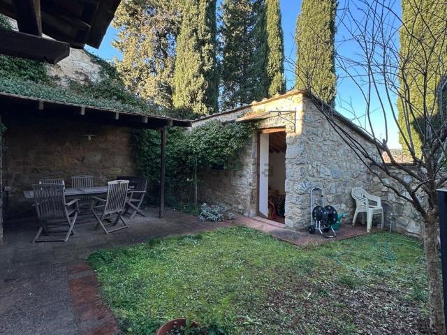 Appartamento in vendita a Gaiole In Chianti, Toscana
