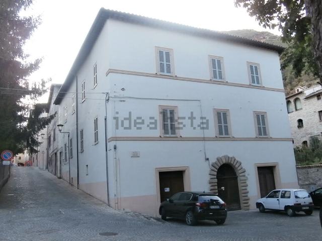 Appartamento in vendita a Marche, Macerata