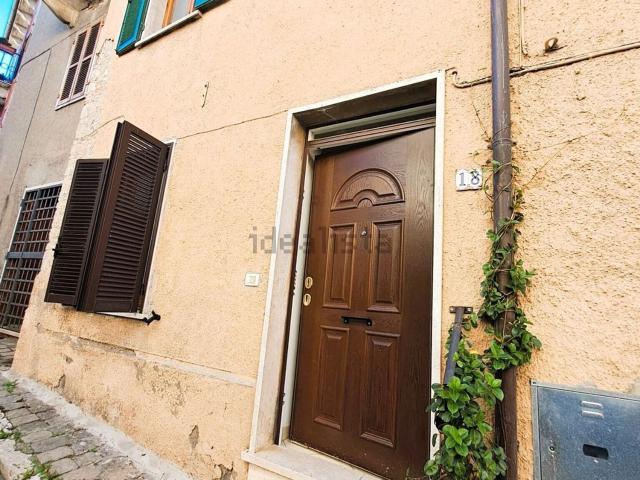 Appartamento in vendita a Alviano, Umbria