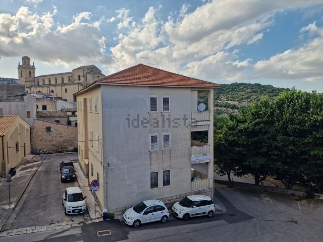 Appartamento in vendita a Ragusa Ibla, Ragusa