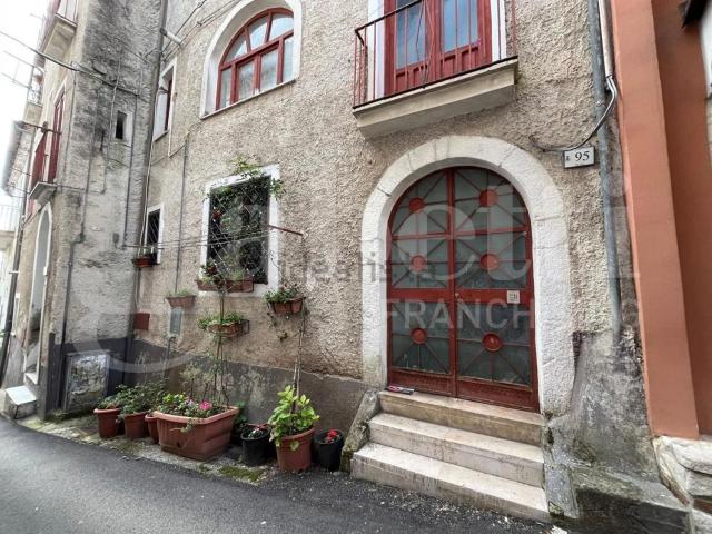 Appartamento in vendita a Piedimonte Matese, Campania