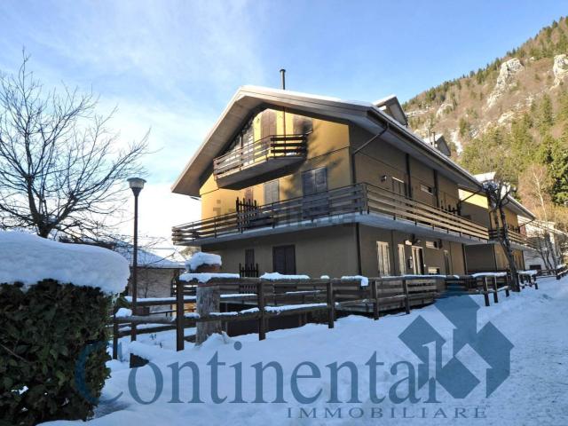 Appartamento in vendita a Comunità Montana della Valle Brembana, Piazzatorre