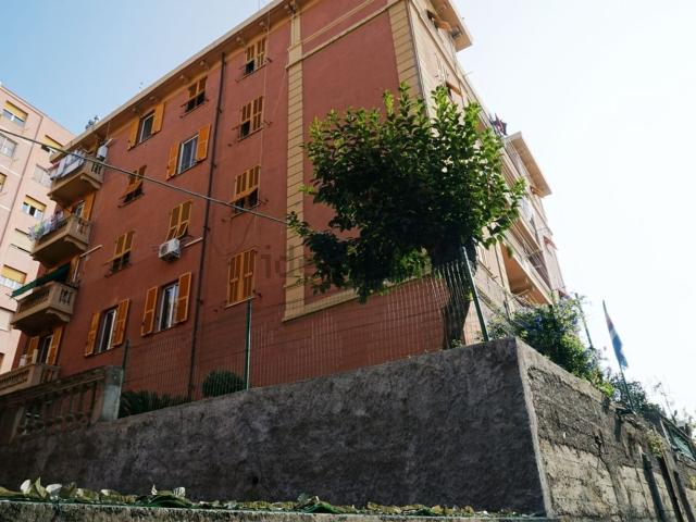 Appartamento in vendita a Medio Ponente, Serra Riccò