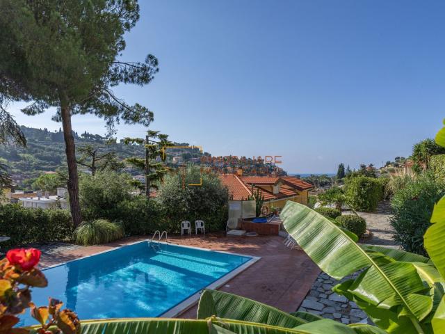 Appartamento in vendita a Bordighera, Liguria