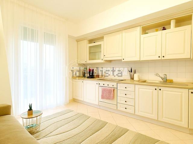 Appartamento in vendita a Robbiate, Lecco