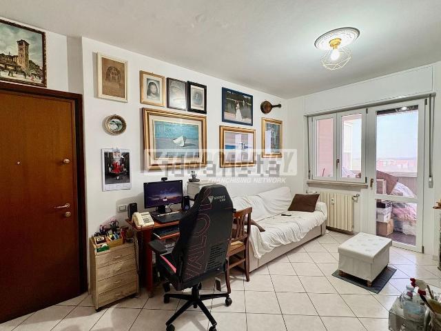 Appartamento in vendita a Pieve Emanuele, Lombardia