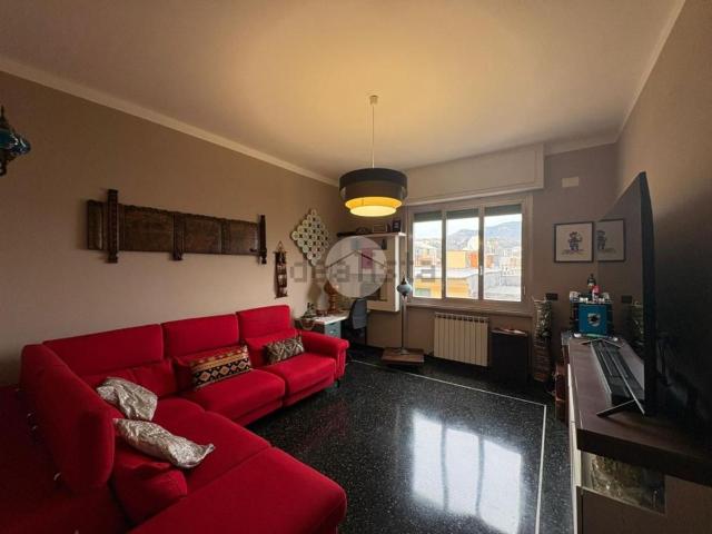 Appartamento in vendita a Centro Ovest, Serra Riccò