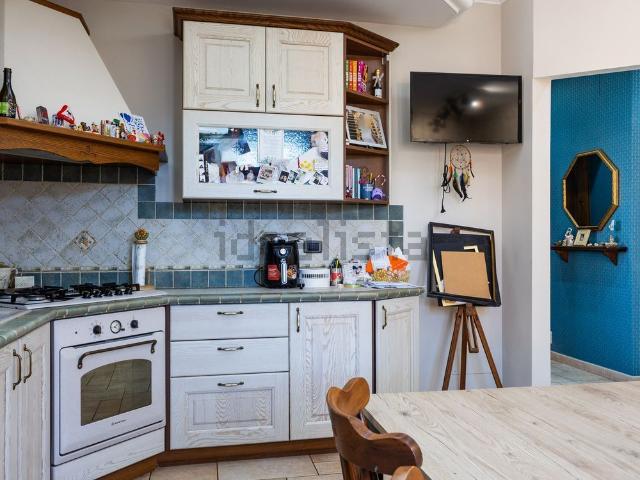 Appartamento in vendita a Colombella, Roma Capitale