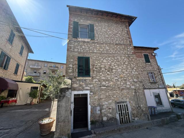 Appartamento in vendita a Madonna Alta, Cenerente