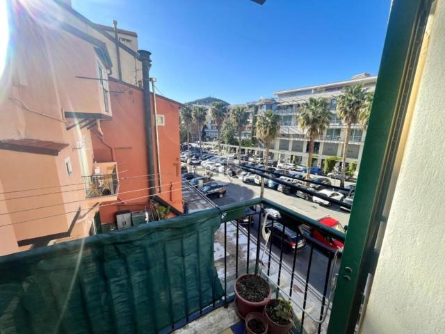 Appartamento in vendita a Imperia, Liguria