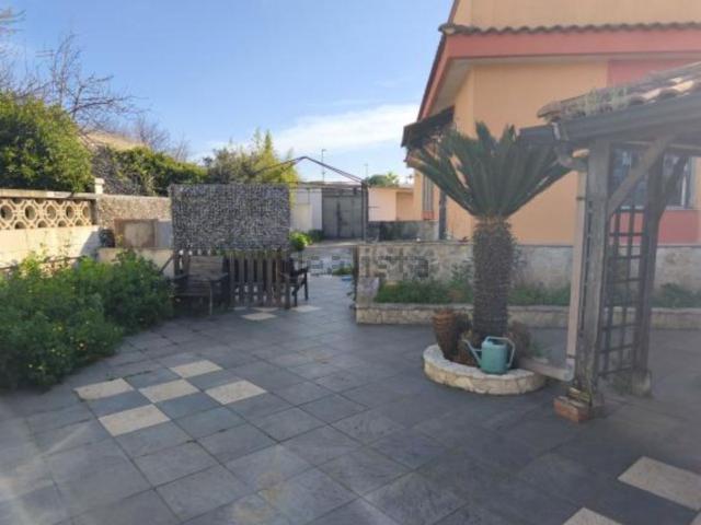 Appartamento in vendita a Lama, Puglia