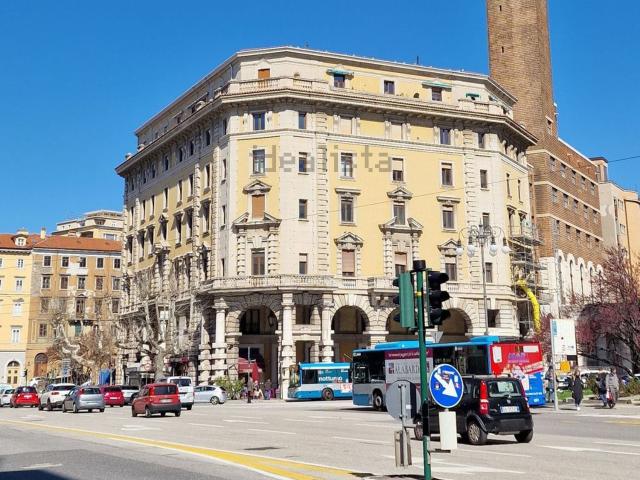 Appartamento in vendita a Città Nuova-Barriera Nuova-San Vito-Città Vecchia, Villa Opicina
