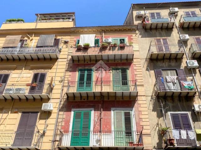 Appartamento in vendita a V Circoscrizione, Palermo
