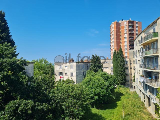 Appartamento in vendita a Città Nuova-Barriera Nuova-San Vito-Città Vecchia, Villa Opicina