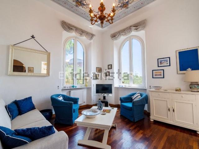 Appartamento in vendita a Lavagna, Liguria