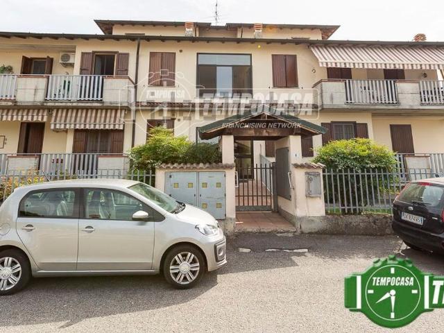 Appartamento in vendita a Palazzo Pignano, Lombardia