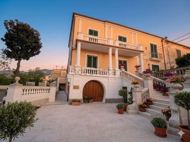 Appartamento in vendita a Cava De' Tirreni, Campania