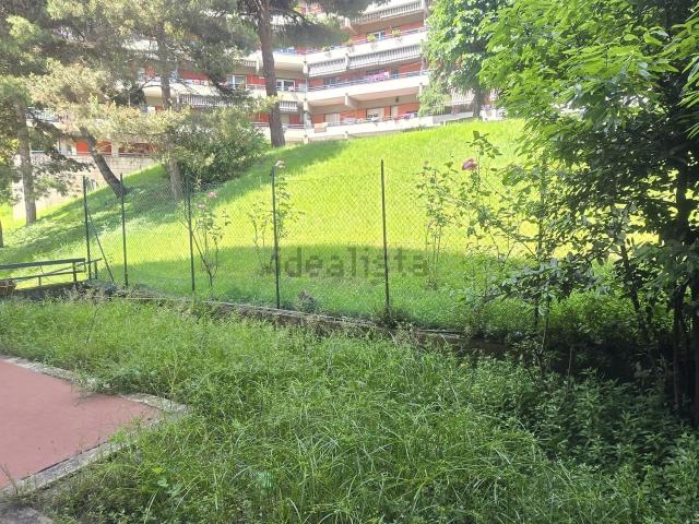 Appartamento in vendita a Medio Ponente, Serra Riccò