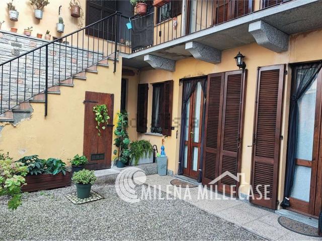Appartamento in vendita a Biumo Superiore, Varese