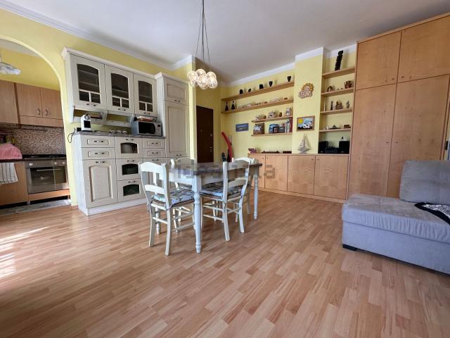 Appartamento in vendita a Cogoleto, Liguria