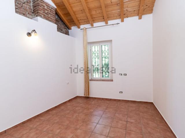 Appartamento in vendita a Biassono, Lombardia