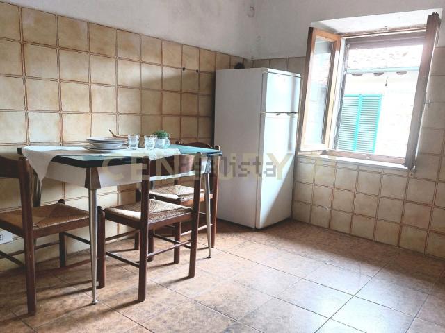 Appartamento in vendita a Abbadia San Salvatore, Siena