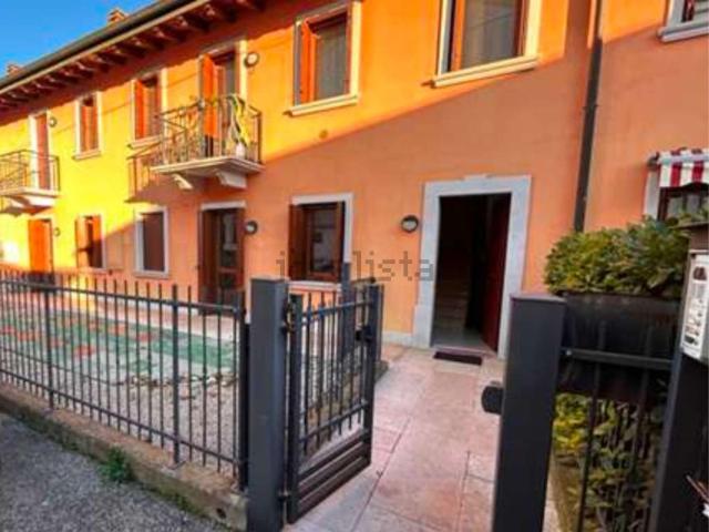 Appartamento in vendita a Villafranca Di Verona, Veneto