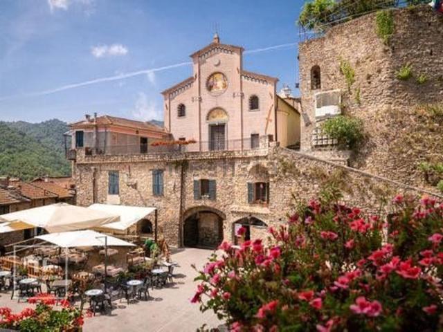 Appartamento in vendita a Apricale, Provincia di Imperia