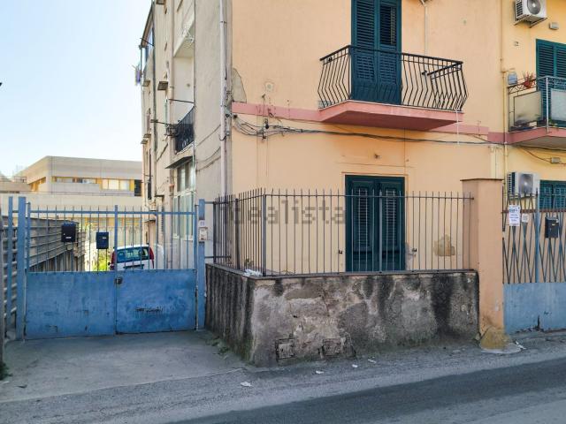 Appartamento in vendita a VI Circoscrizione, Palermo